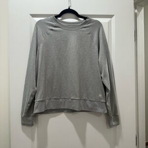 Vuori Long Sleeve Halo Crew Light Heather Grey